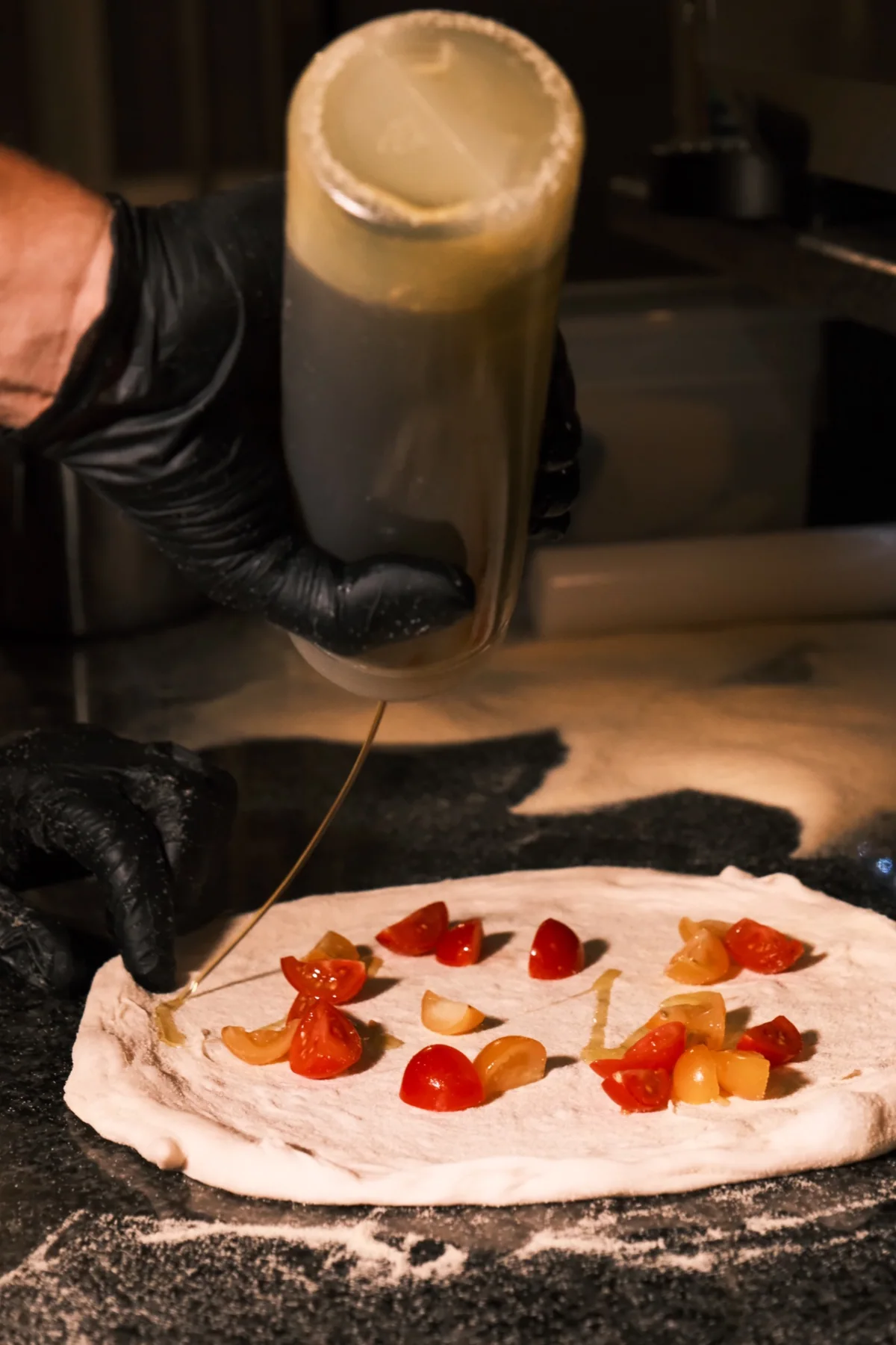 Preparazione artigianale della pizza