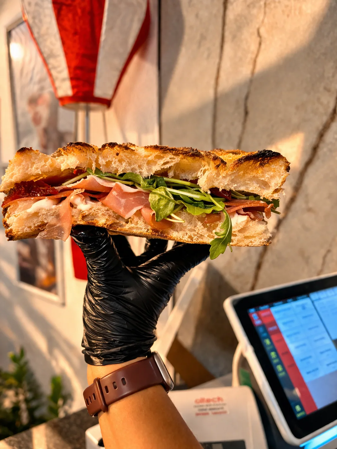 Schiacciata con mortadella